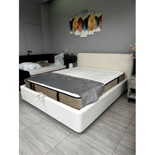 ліжко двоспальне з мякою спинкою ліжко двоспальне з мякою спинкою